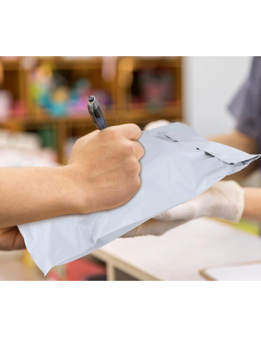 50 x Ondoorzichtige plastic envelop / Webshopzakken / Verzendzakken...