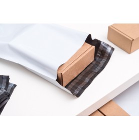 30 x Ondoorzichtige plastic envelop / Webshopzakken / Verzendzakken 3 formaten 2